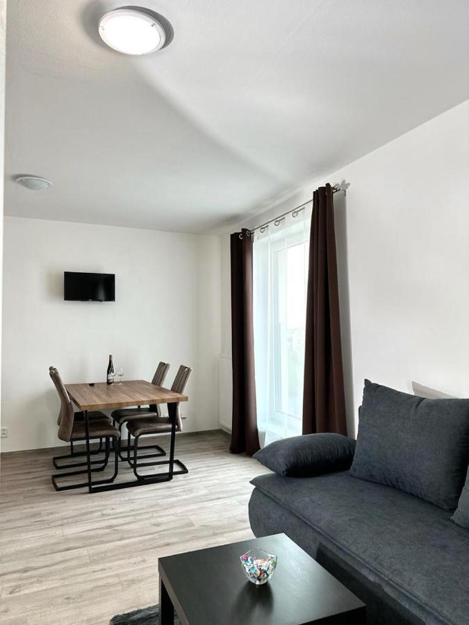 Sky Apartments 509 Plzeň Esterno foto